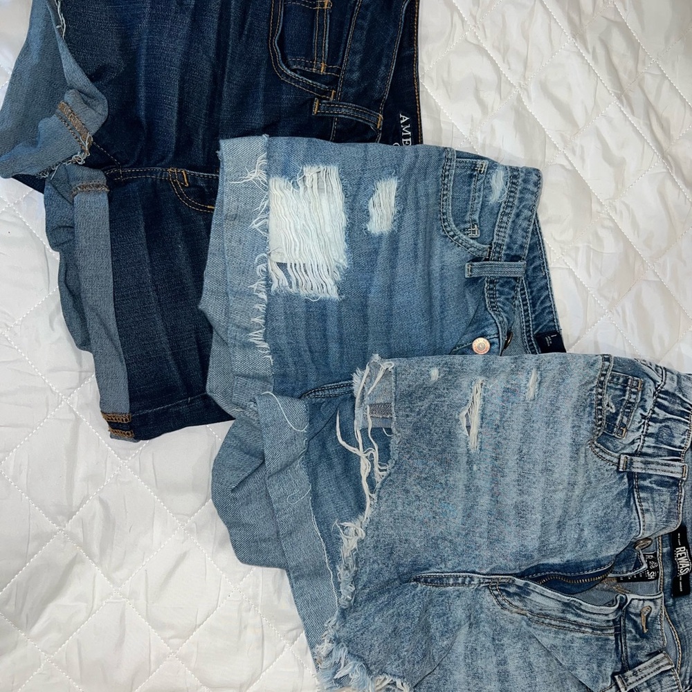 American Eagle Outfitters Hi-Rise Shortie Denim Shorts